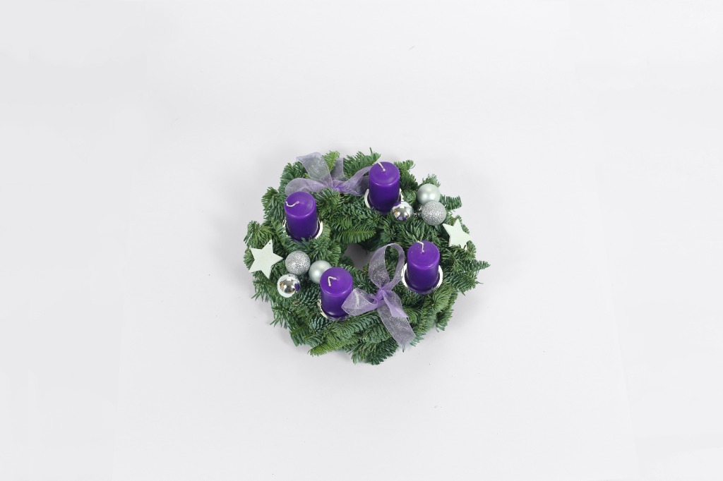 Picture of Advent wreath PURPLE 25-CM-WREATH-HALF